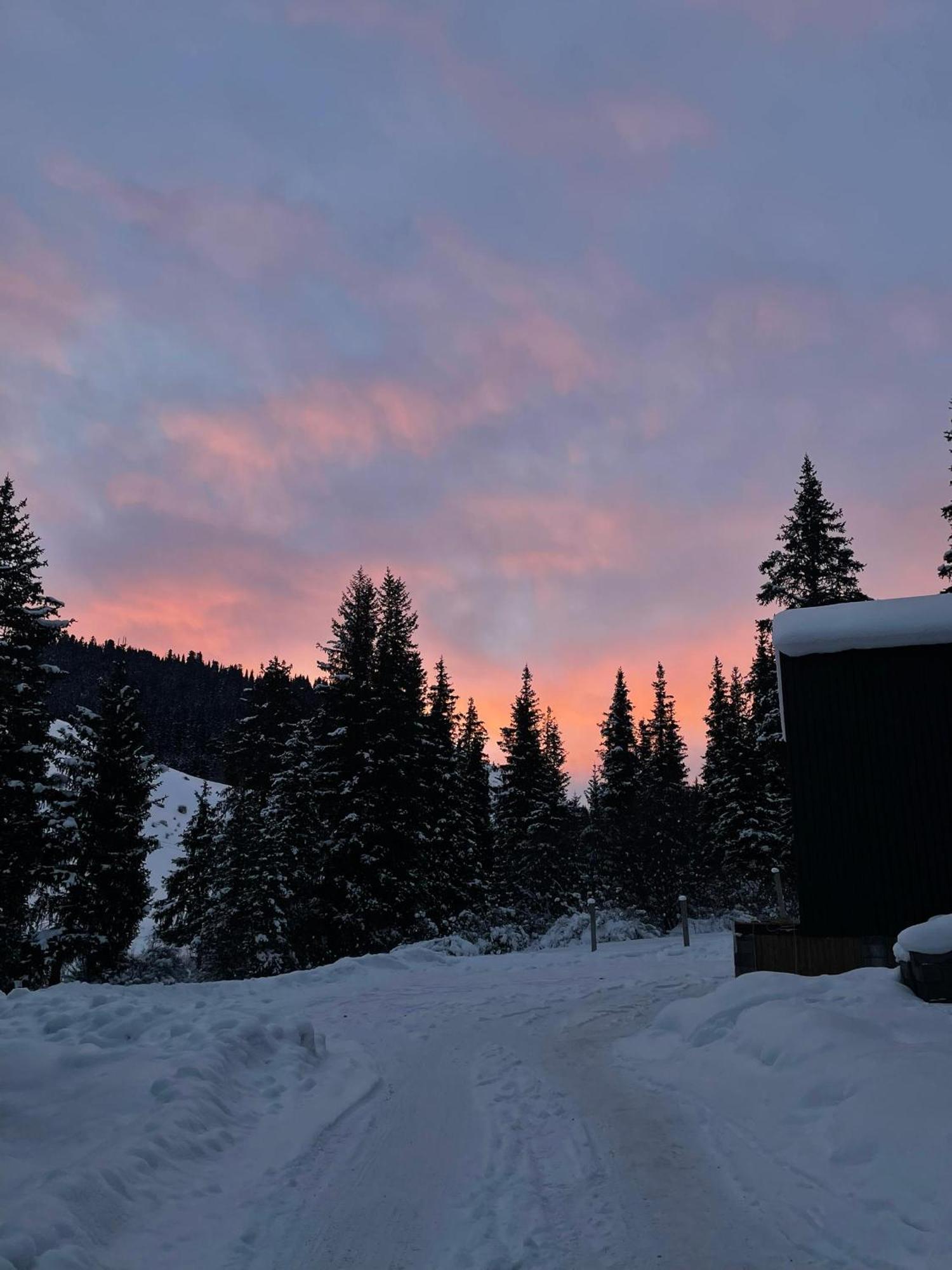 Toodoresort Karakol Esterno foto